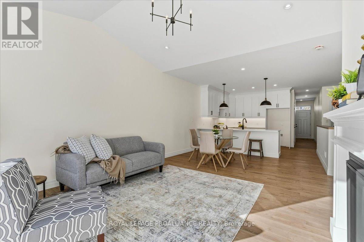 163 Pomeroy Avenue, Tweed, Ontario  K0K 3J0 - Photo 8 - X12665194