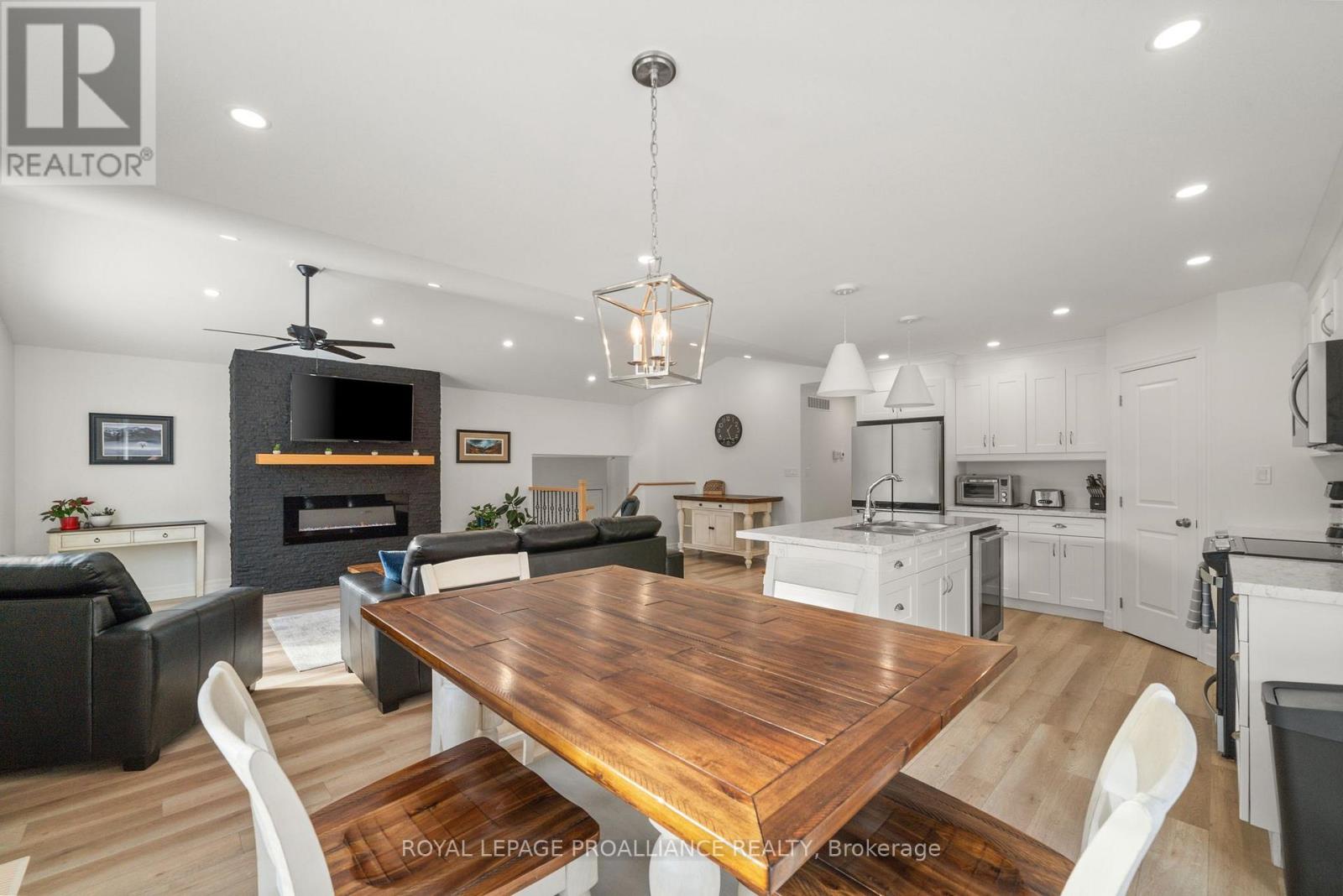 1258 Springbrook Road, Stirling-Rawdon, Ontario  K0K 3C0 - Photo 16 - X12668390