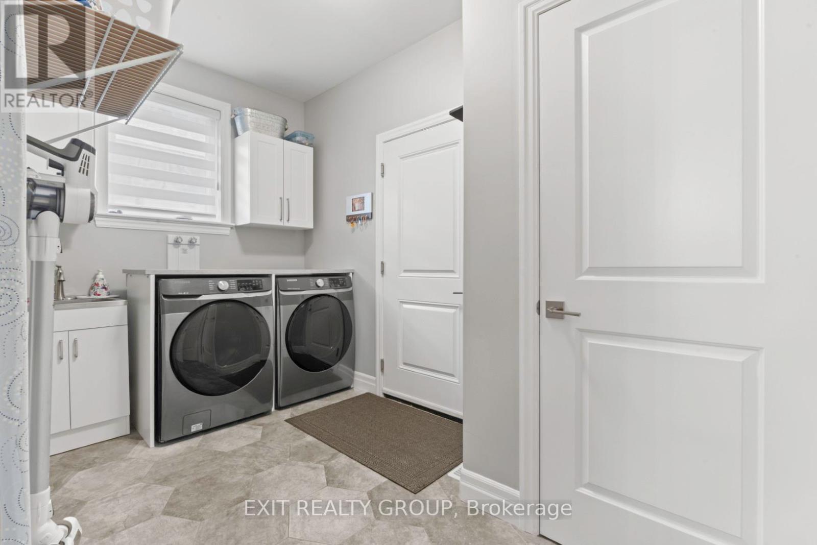 86 Essex Drive, Belleville, Ontario  K8N 0J1 - Photo 16 - X12666386