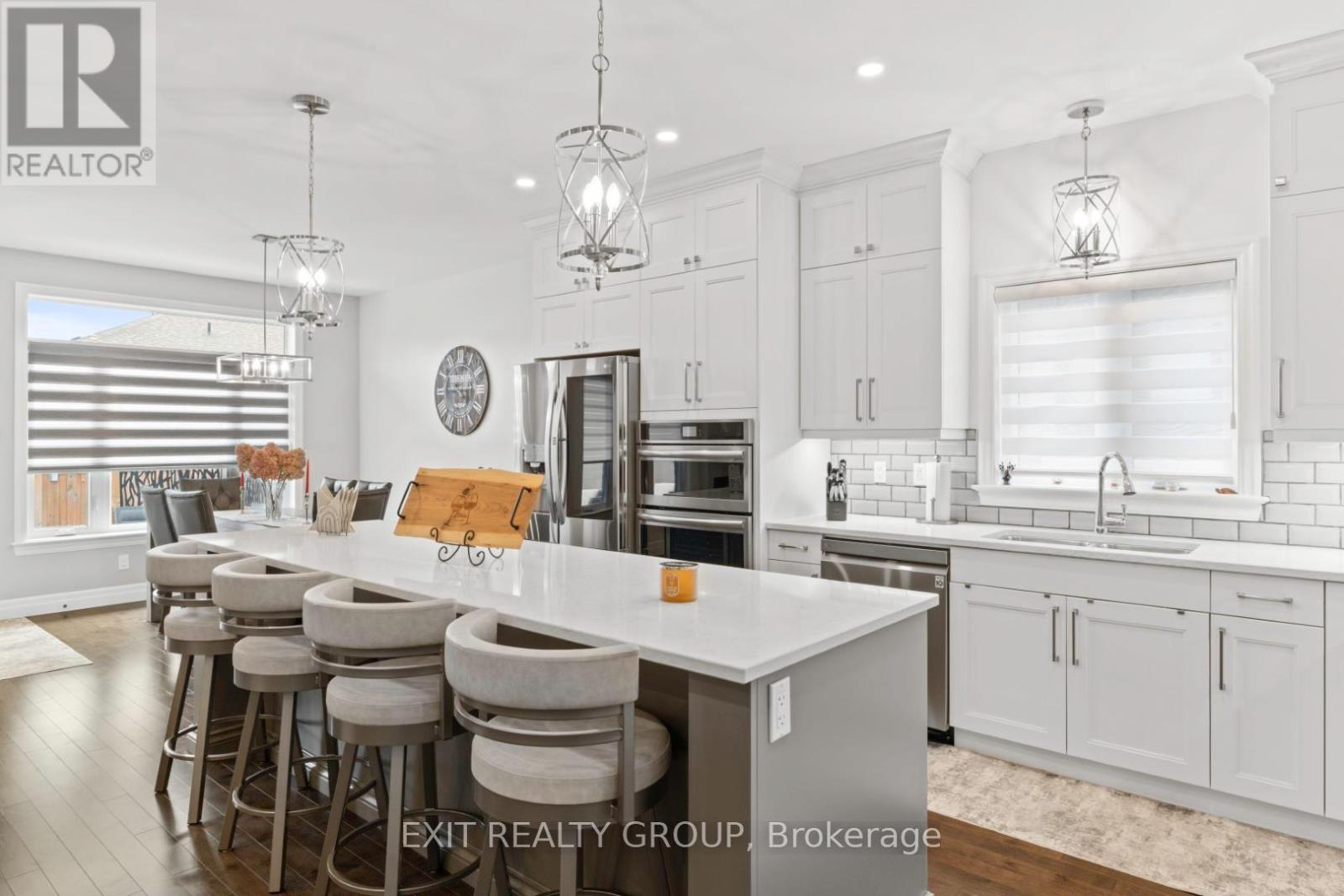 86 Essex Drive, Belleville, Ontario  K8N 0J1 - Photo 9 - X12666386