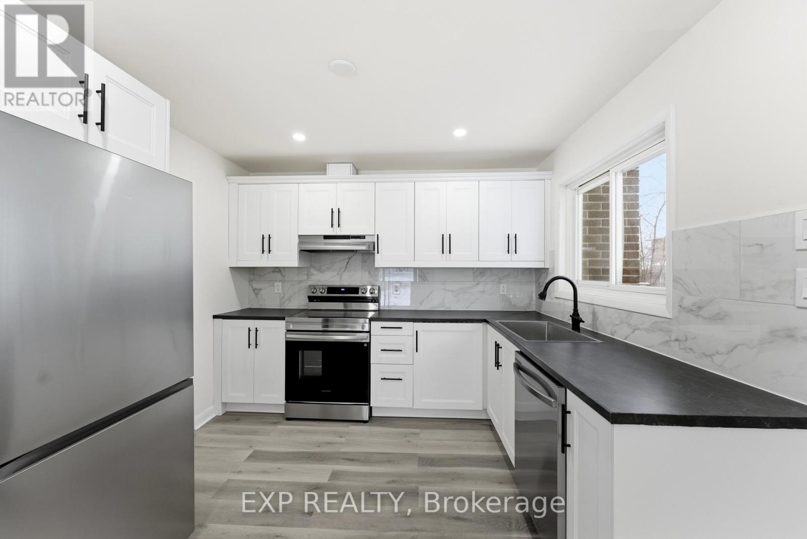 94 Rollins Drive, Belleville, Ontario  K8N 4J5 - Photo 10 - X12670824