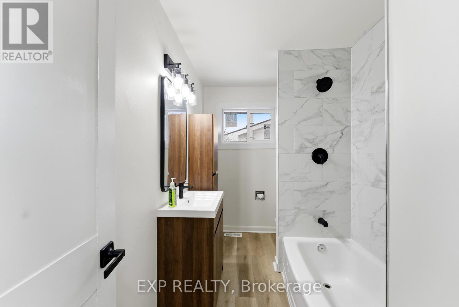 94 Rollins Drive, Belleville, Ontario  K8N 4J5 - Photo 19 - X12670824