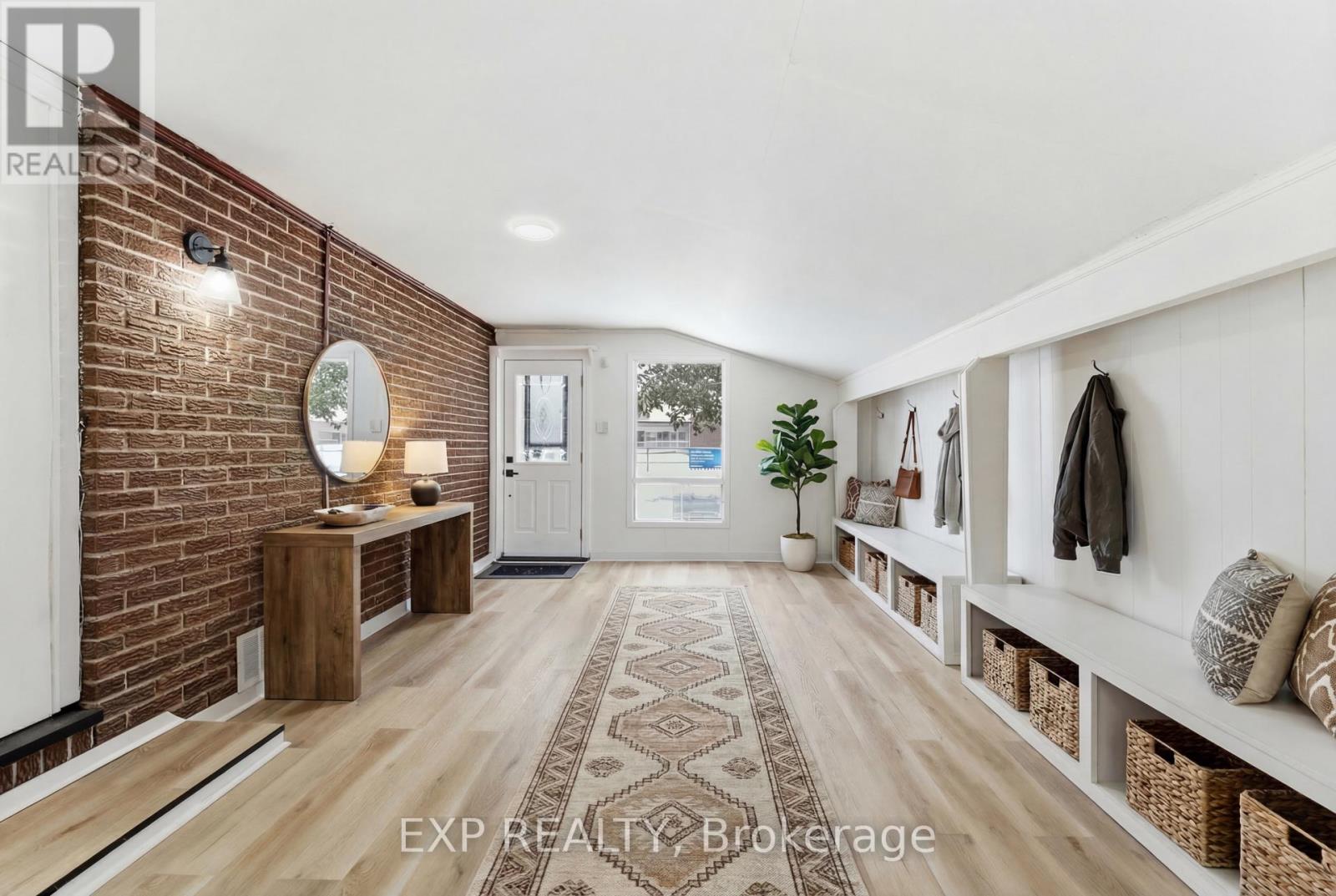 94 Rollins Drive, Belleville, Ontario  K8N 4J5 - Photo 4 - X12670824