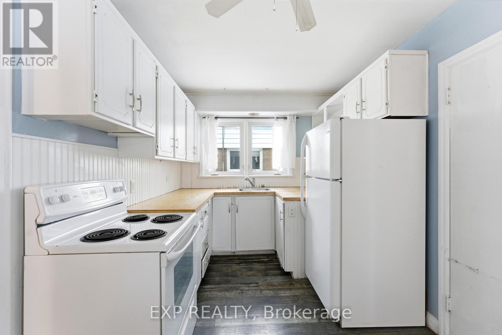 38 Greenlawn Avenue, Belleville, Ontario  K8N 4B5 - Photo 10 - X12672114