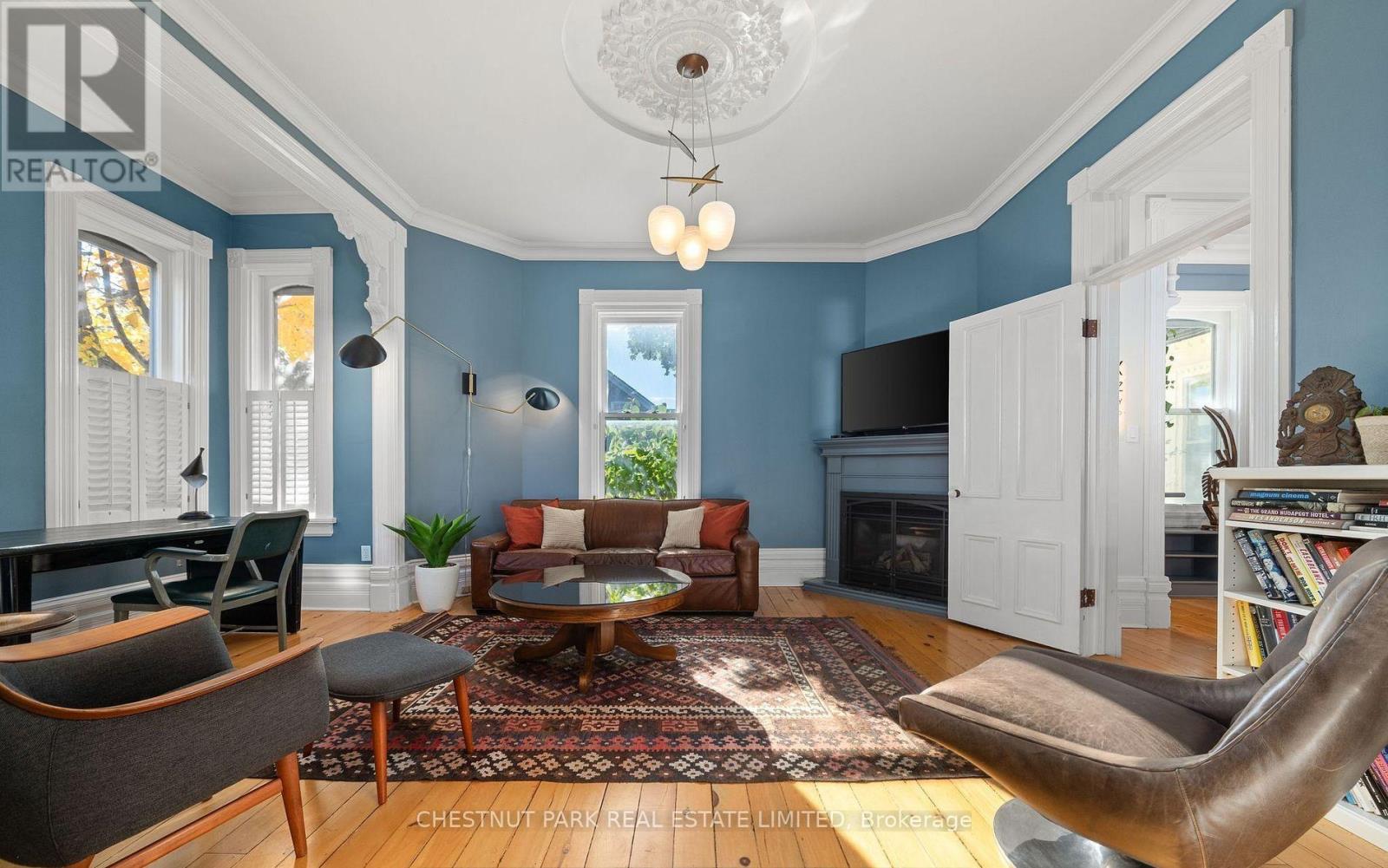 25 Picton Main Street, Prince Edward County, Ontario  K0K 2T0 - Photo 10 - X12675648