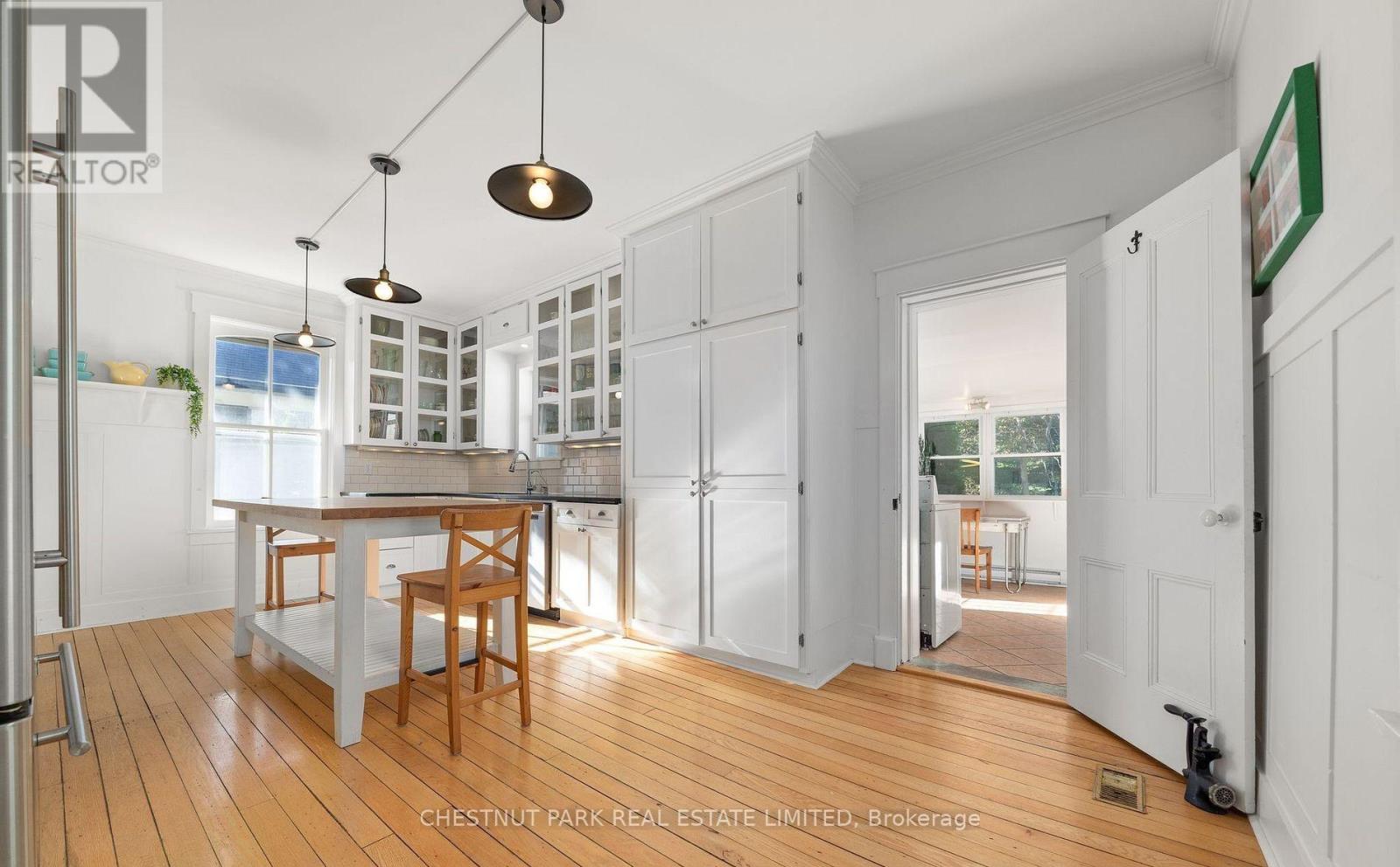 25 Picton Main Street, Prince Edward County, Ontario  K0K 2T0 - Photo 20 - X12675648