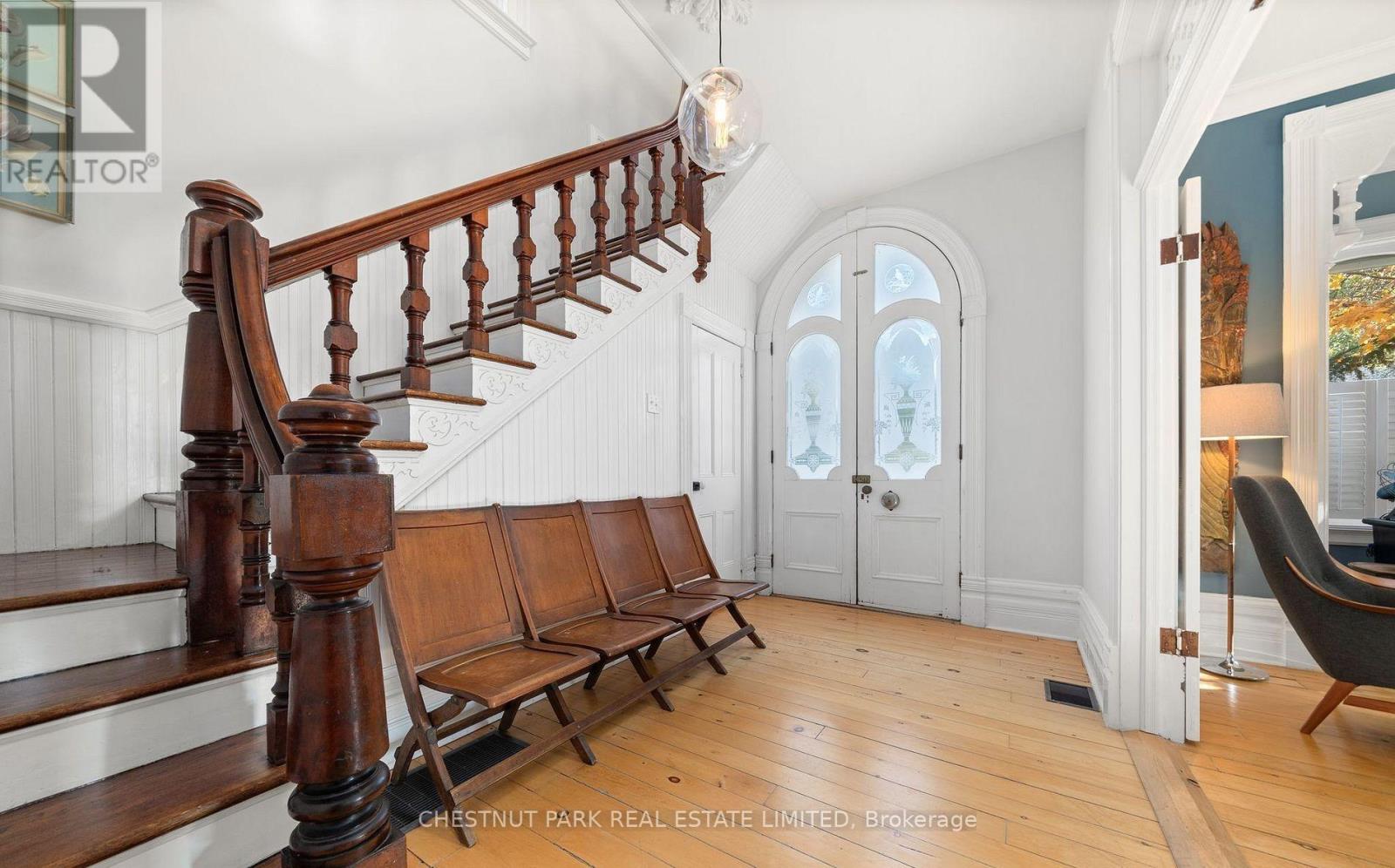 25 Picton Main Street, Prince Edward County, Ontario  K0K 2T0 - Photo 6 - X12675648