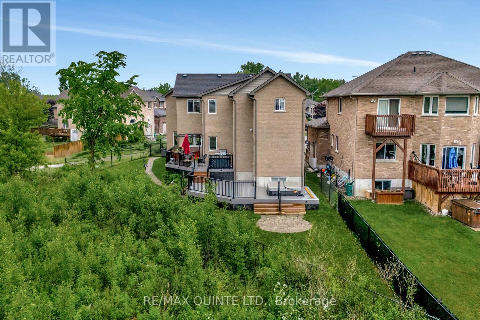 10 Meagher Place, Belleville, Ontario  K8P 0C1 - Photo 3 - X12678688