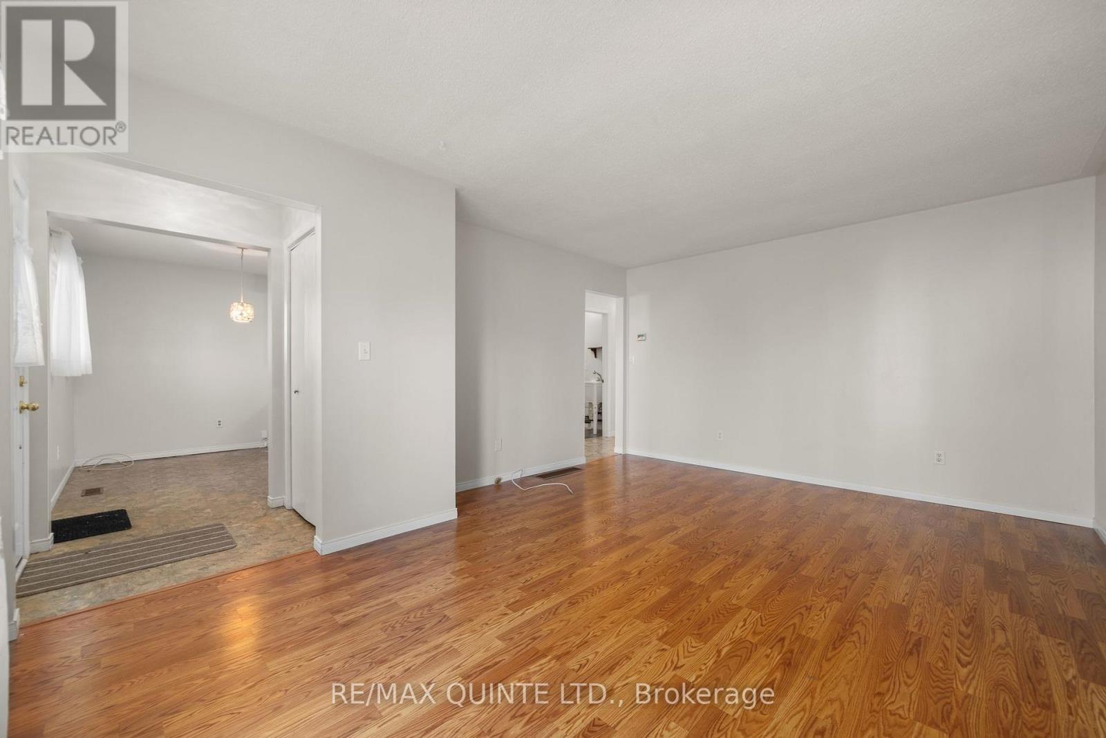 7 Herman Street, Belleville, Ontario  K8N 4W2 - Photo 11 - X12676466