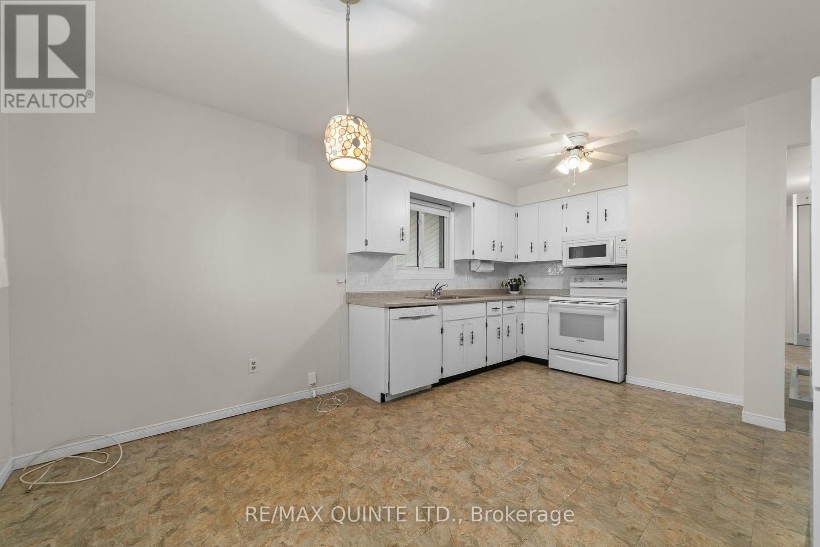 7 Herman Street, Belleville, Ontario  K8N 4W2 - Photo 4 - X12676466