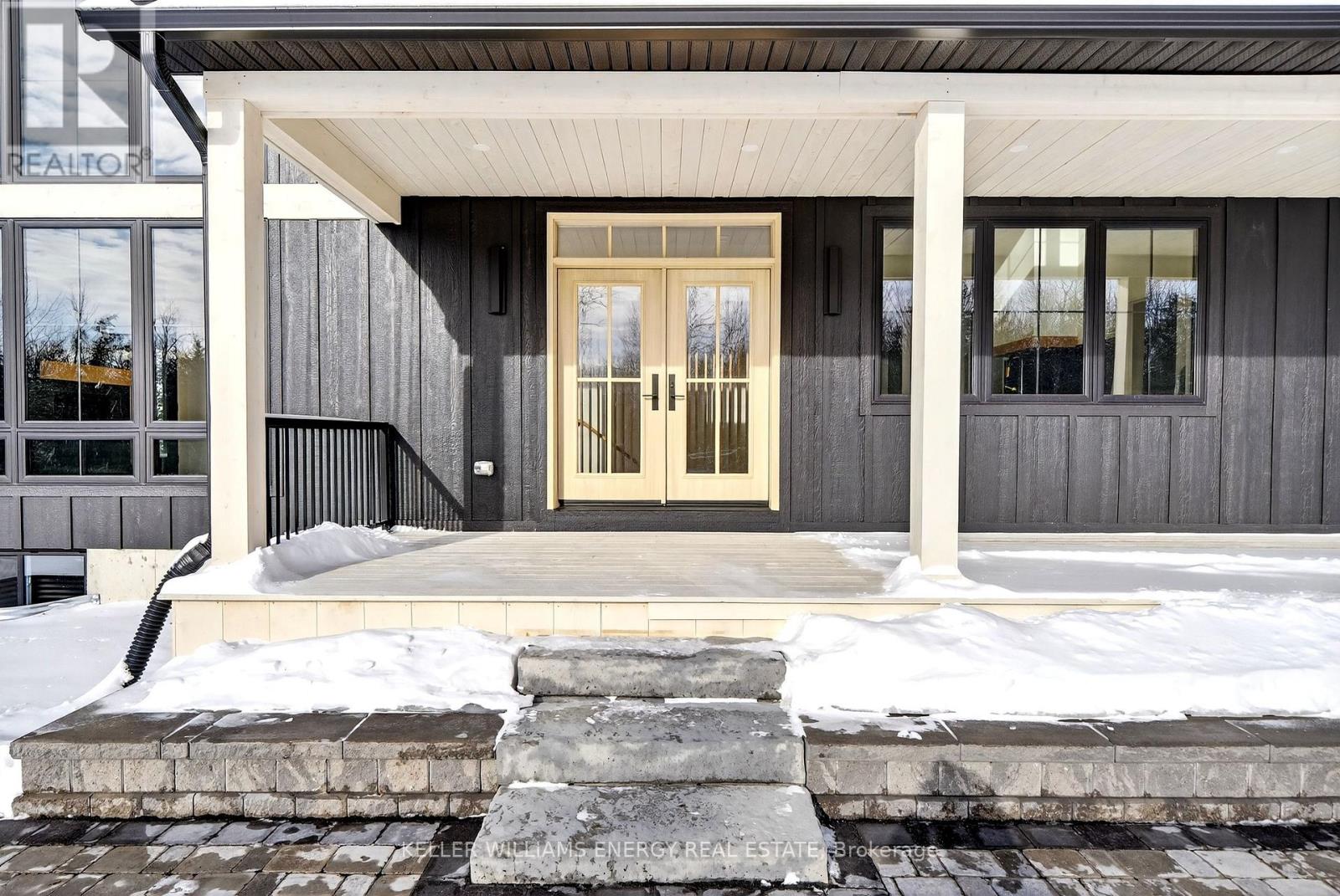 1032 Burr Road, Prince Edward County, Ontario  K0K 1A0 - Photo 2 - X12681312