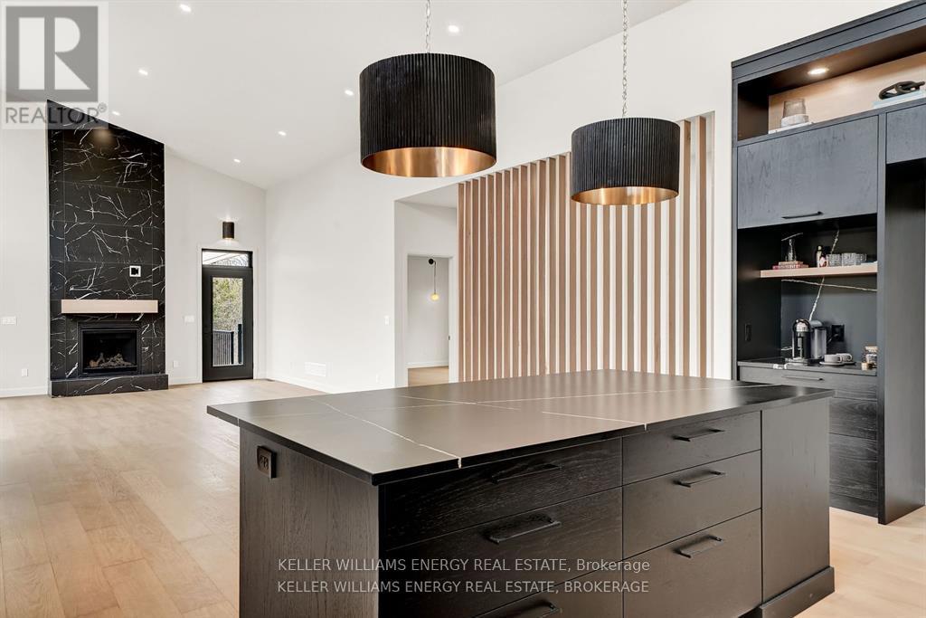 1032 Burr Road, Prince Edward County, Ontario  K0K 1A0 - Photo 24 - X12681312