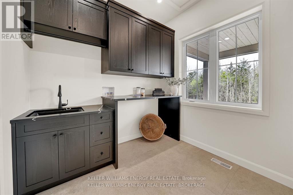 1032 Burr Road, Prince Edward County, Ontario  K0K 1A0 - Photo 39 - X12681312