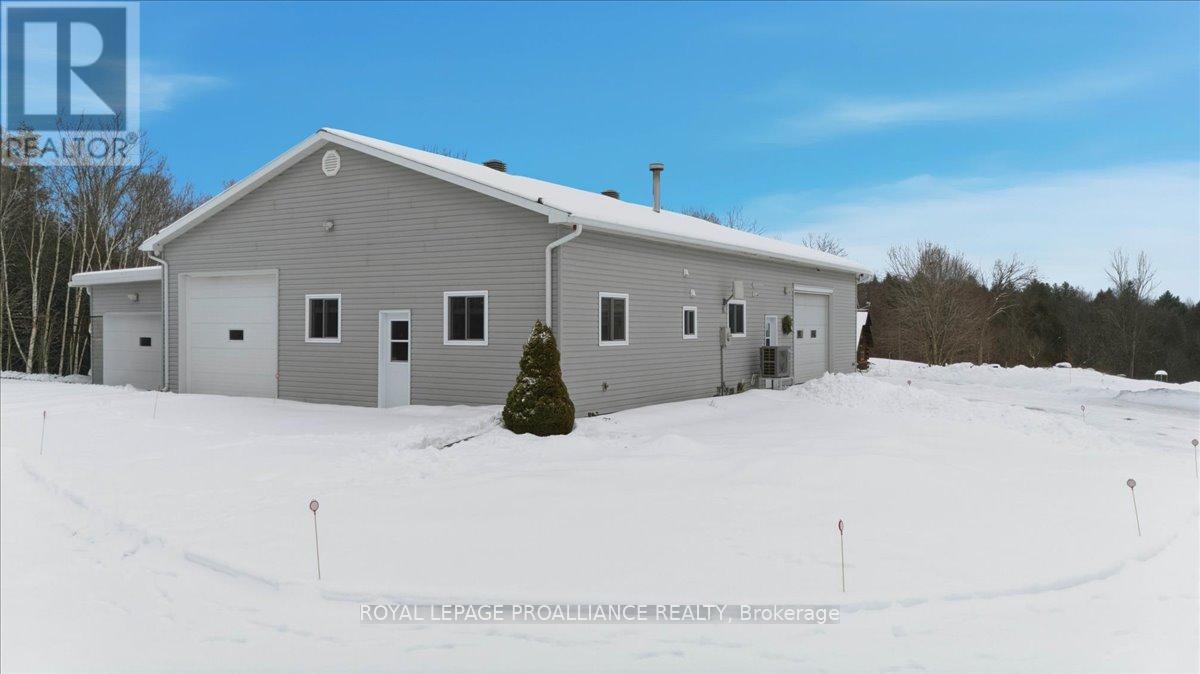 555 Douglas Road, Centre Hastings, Ontario  K0K 3H0 - Photo 32 - X12681592