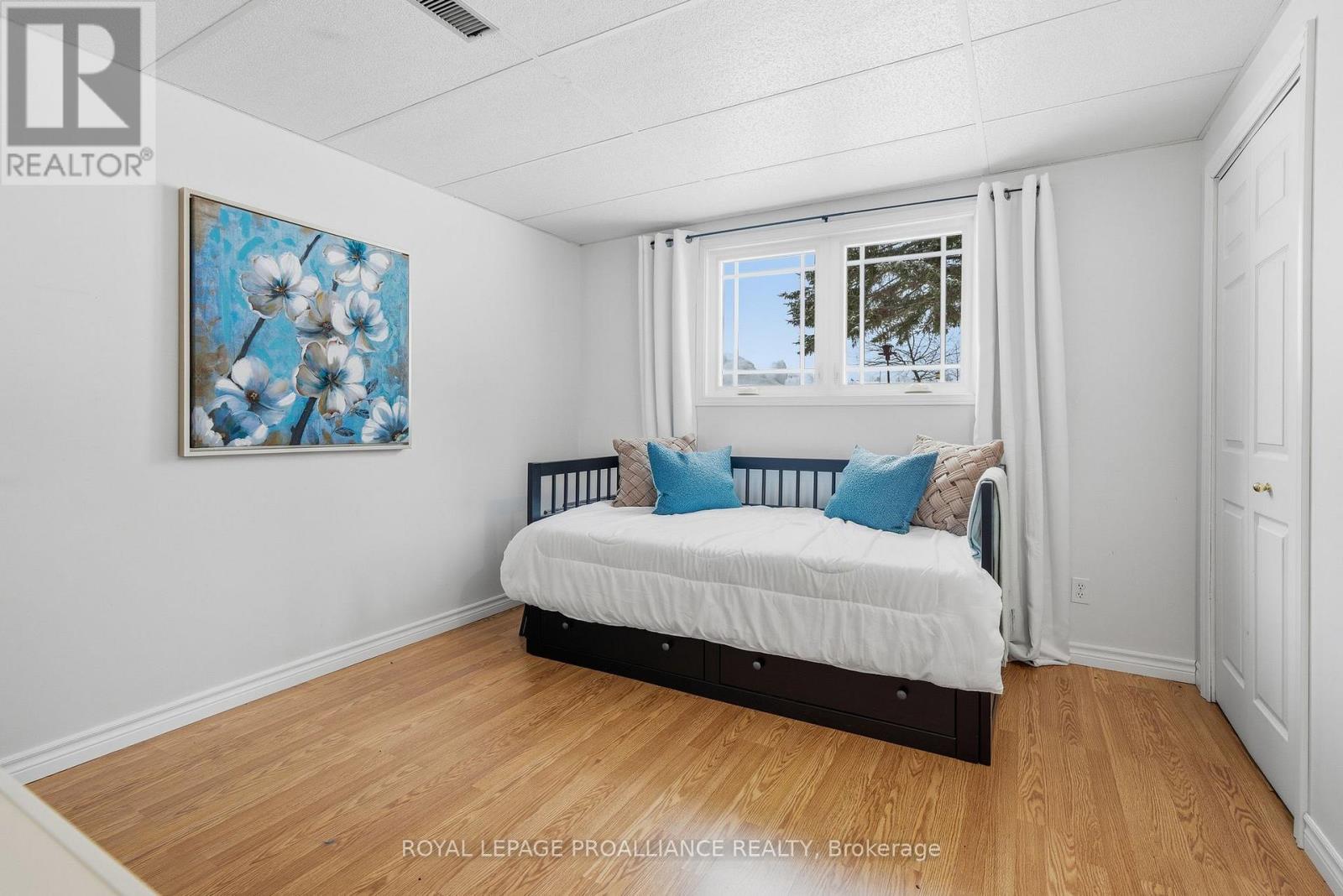 296 Willett Road, Belleville, Ontario  K0K 3E0 - Photo 32 - X12682274