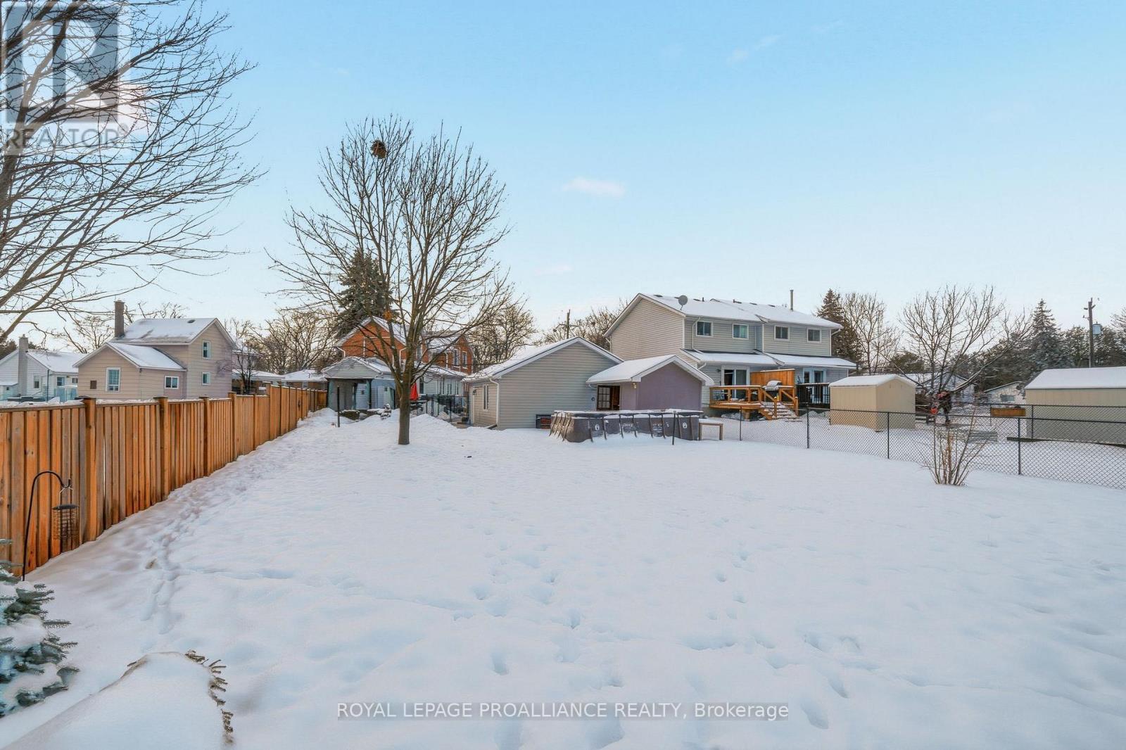 16 Benjamin Street, Belleville, Ontario  K8P 1P7 - Photo 34 - X12689010