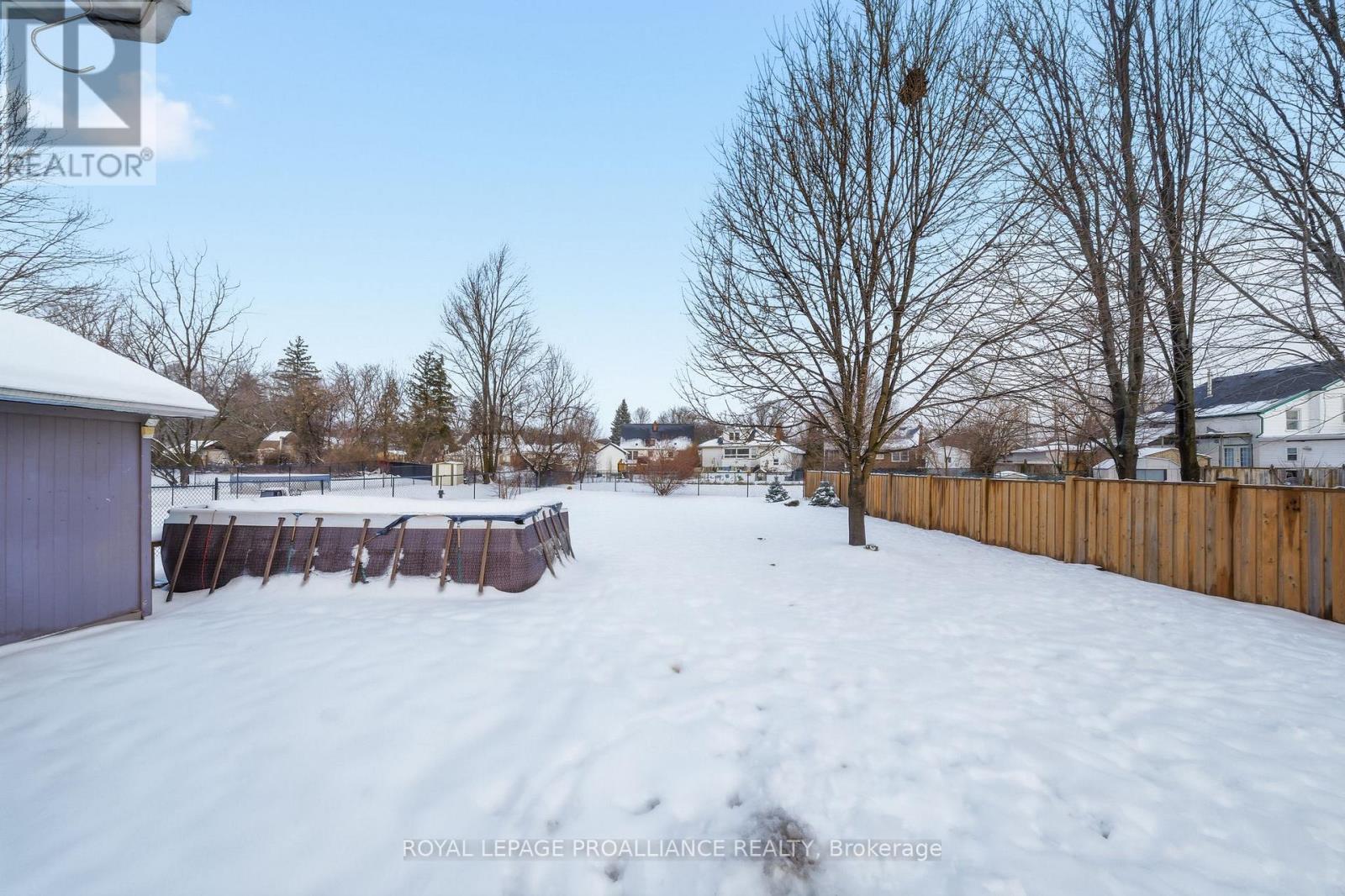 16 Benjamin Street, Belleville, Ontario  K8P 1P7 - Photo 38 - X12689010