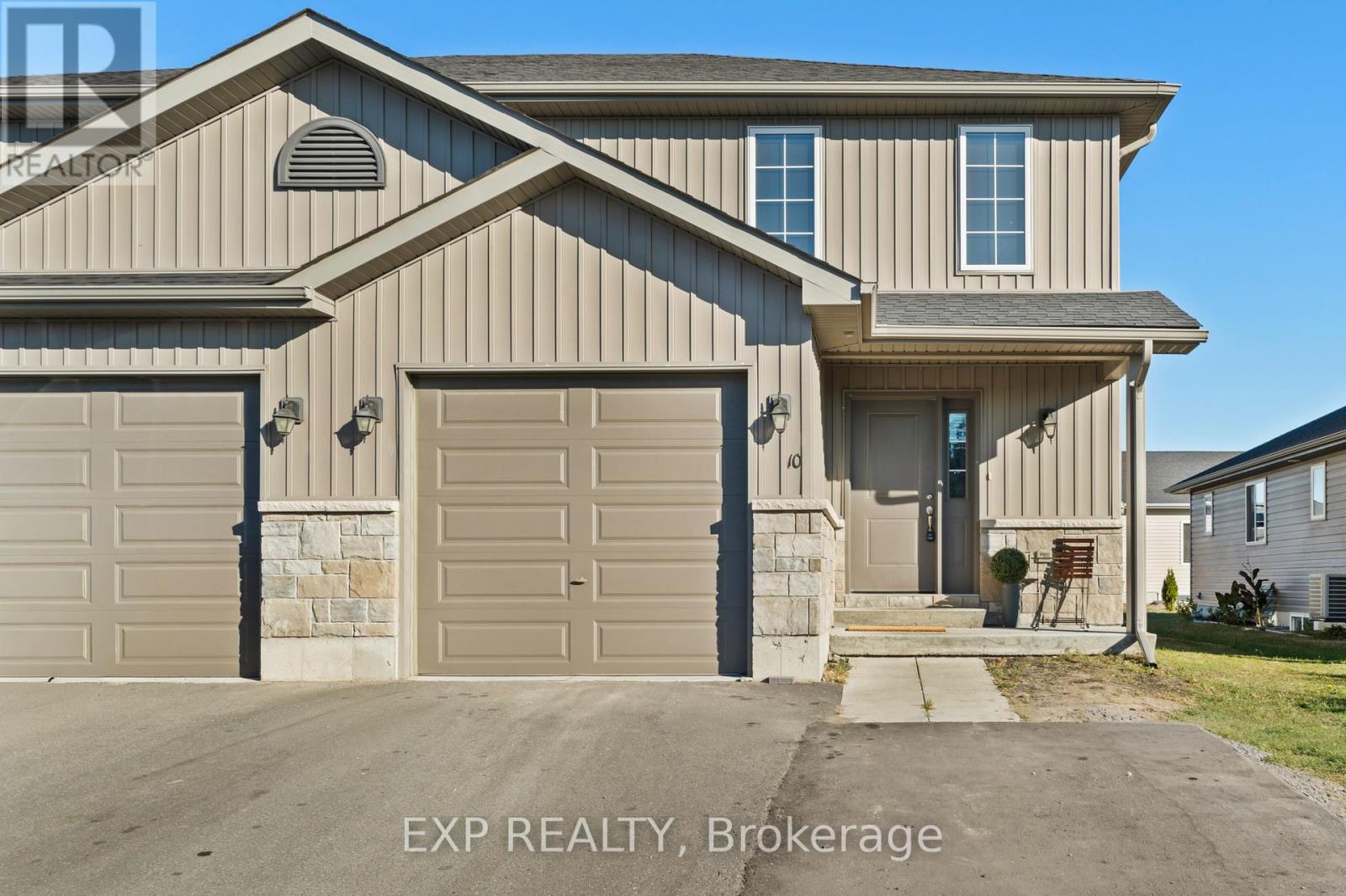 10 Cobblestone Street, Belleville, Ontario  K8P 0E4 - Photo 2 - X12690032