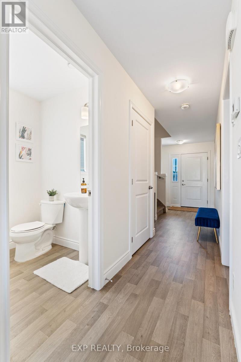 10 Cobblestone Street, Belleville, Ontario  K8P 0E4 - Photo 6 - X12690032