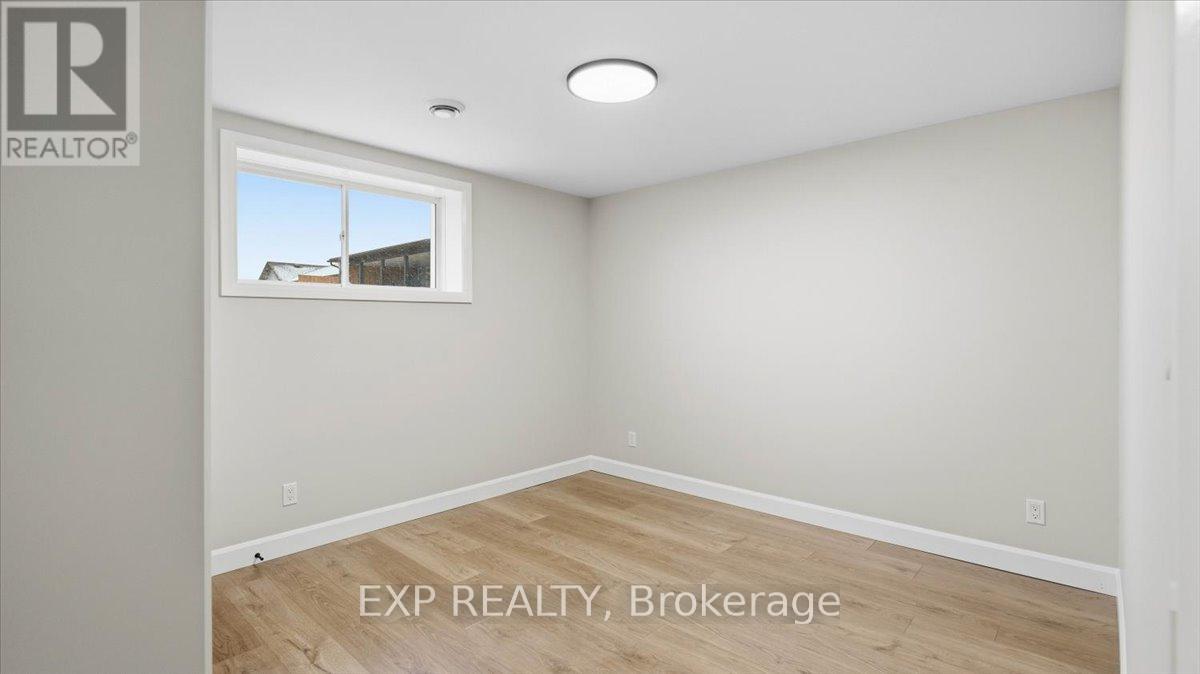 6 Vaughn Court, Belleville, Ontario  K8N 0R7 - Photo 38 - X12690122