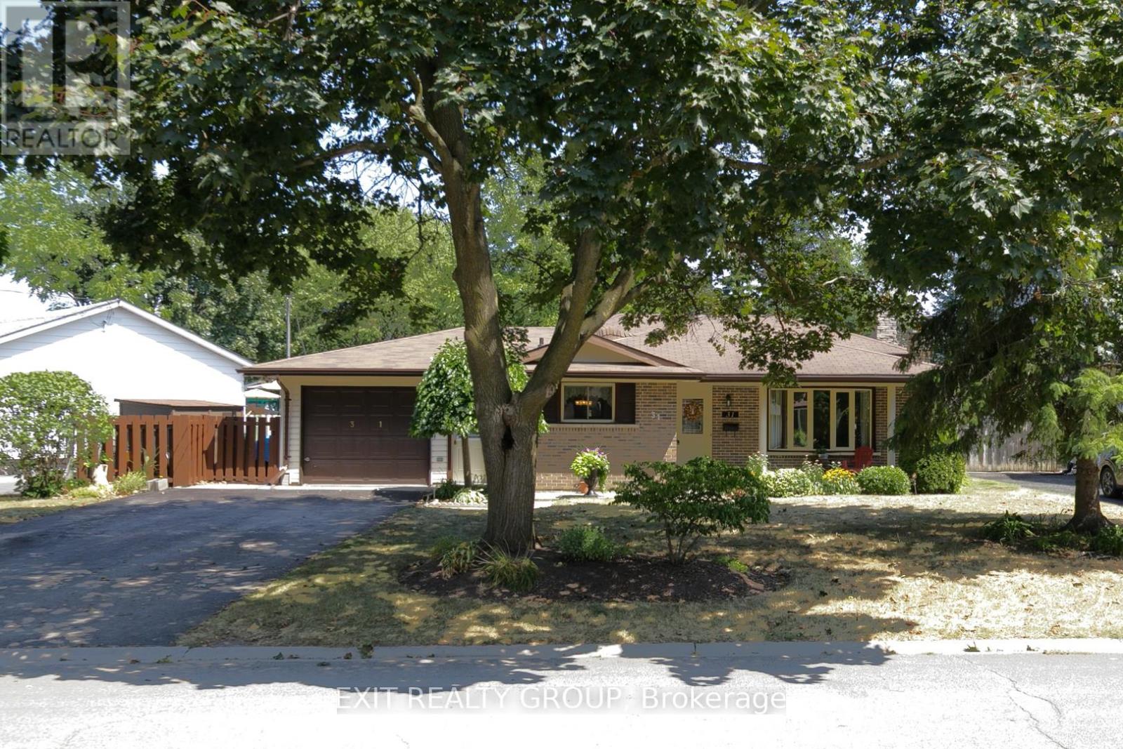 31 LEXINGTON CRESCENT, Belleville, Ontario