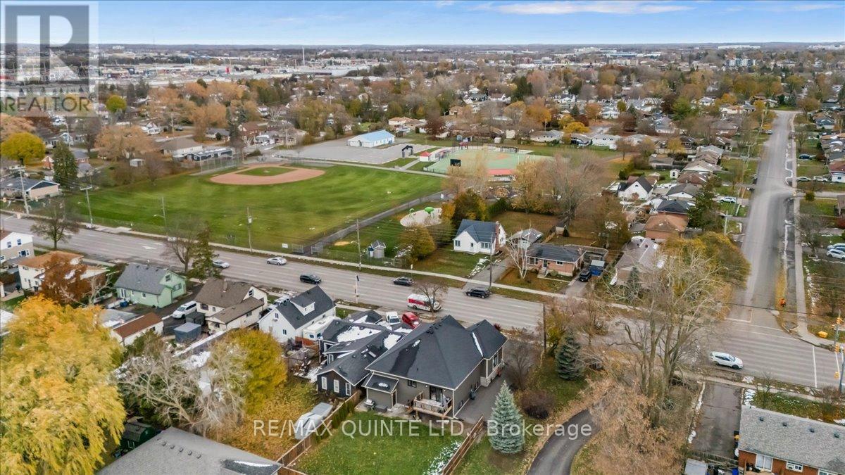 564 Sidney Street, Belleville, Ontario  K8P 4A2 - Photo 40 - X12693070