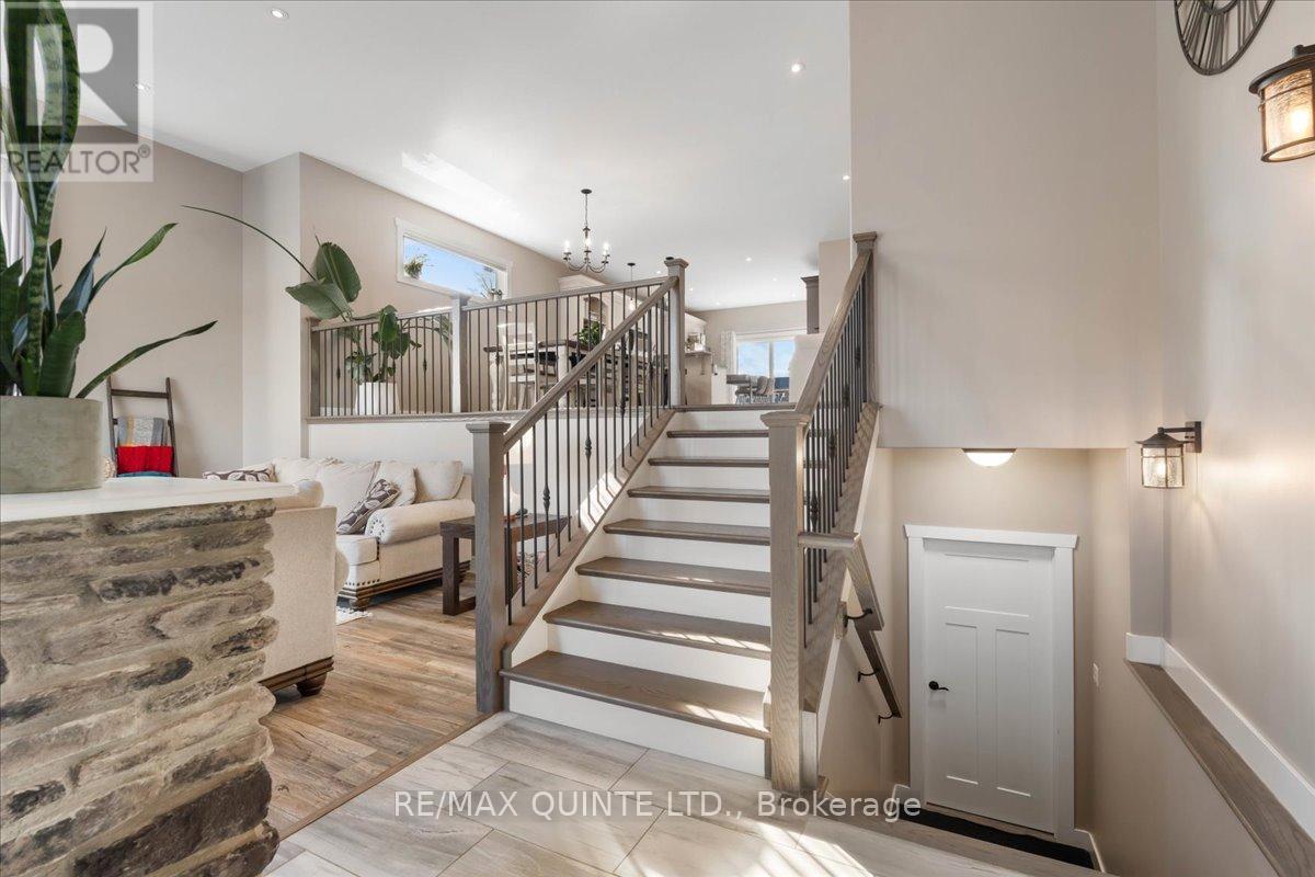 564 Sidney Street, Belleville, Ontario  K8P 4A2 - Photo 7 - X12693070