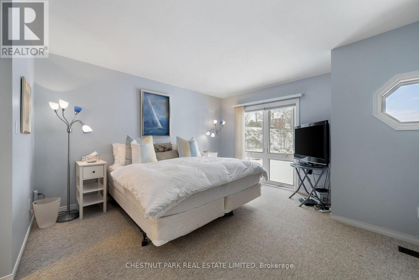 11 - 1 Mortimer Street, Prince Edward County, Ontario  K0K 2T0 - Photo 16 - X12693278