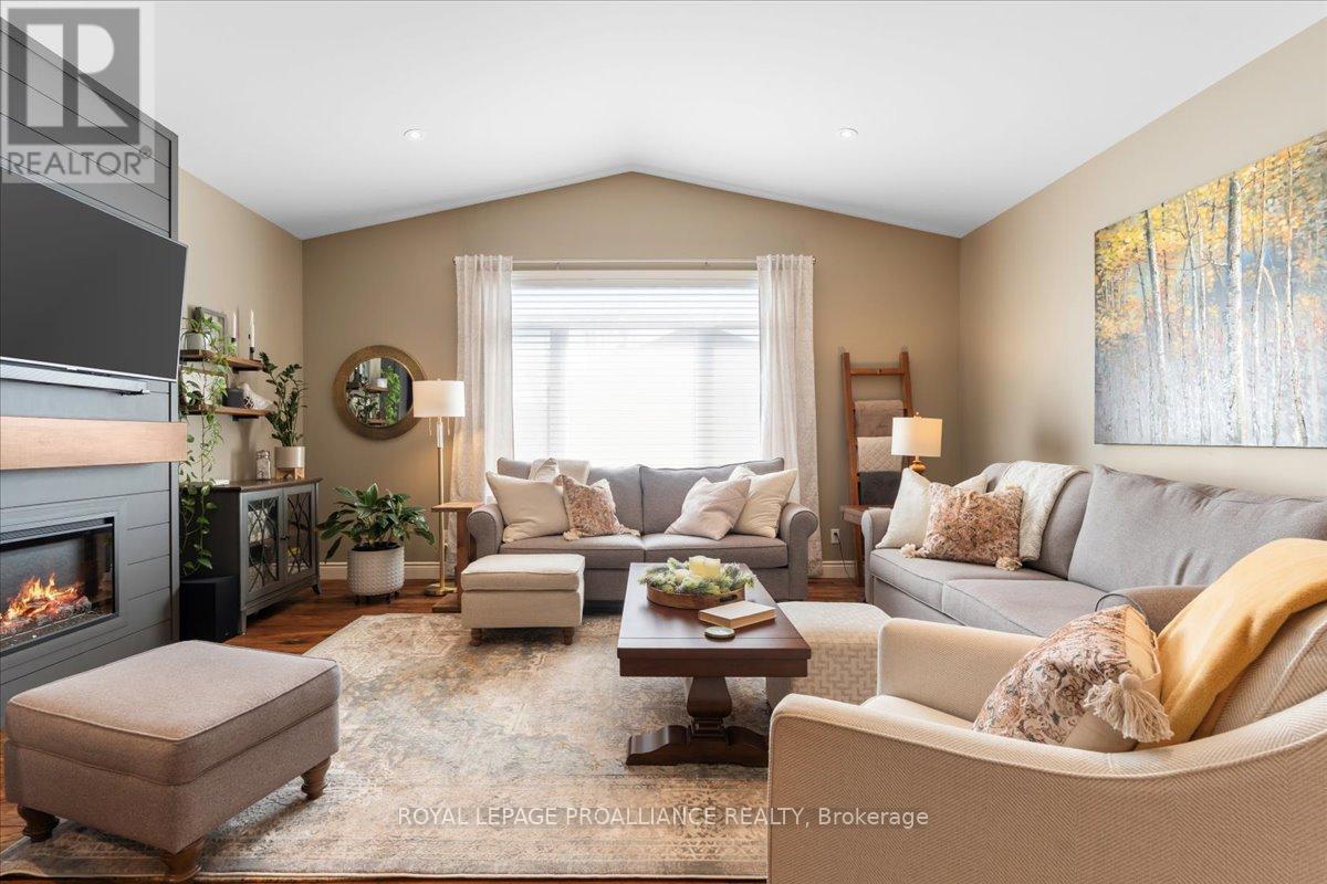 4 Trinity Court, Belleville, Ontario  K8N 0E7 - Photo 10 - X12694702