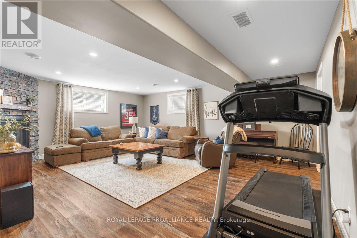 4 Trinity Court, Belleville, Ontario  K8N 0E7 - Photo 38 - X12694702