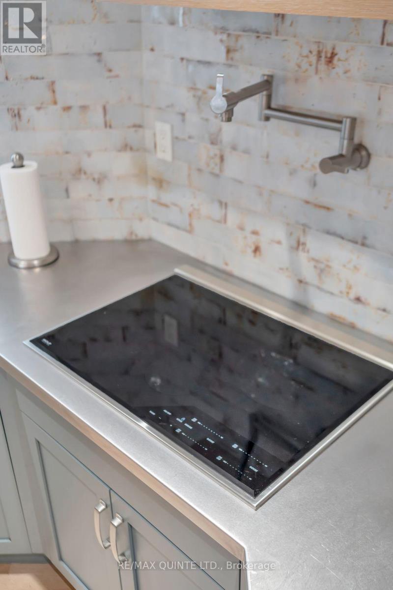 1245 Miller Road, Prince Edward County, Ontario  K0K 2T0 - Photo 19 - X12695168