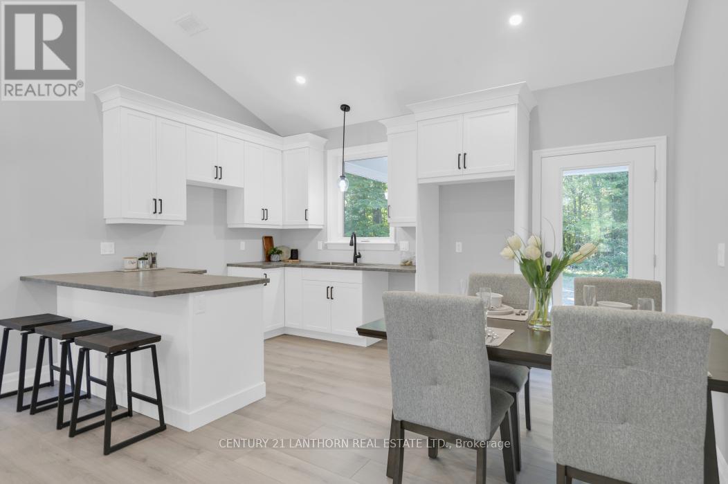 1713 Hollowview Road, Centre Hastings, Ontario  K0K 3E0 - Photo 15 - X12696272