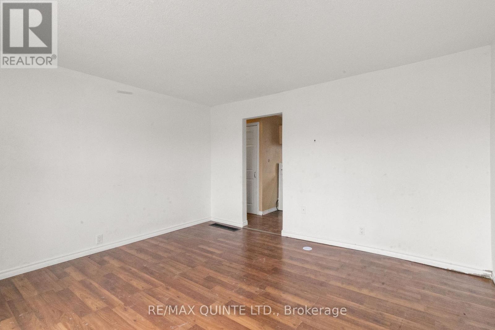 325 Sidney Street, Belleville, Ontario  K8P 3Z5 - Photo 8 - X12697300