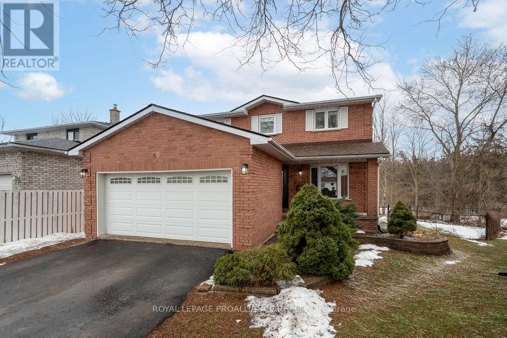 29 SHERWOOD CRESCENT, Belleville, Ontario