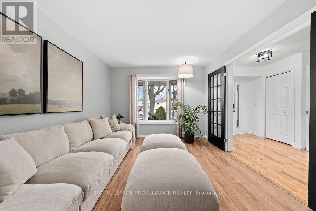 29 Sherwood Crescent, Belleville, Ontario  K8P 5G2 - Photo 10 - X12697742