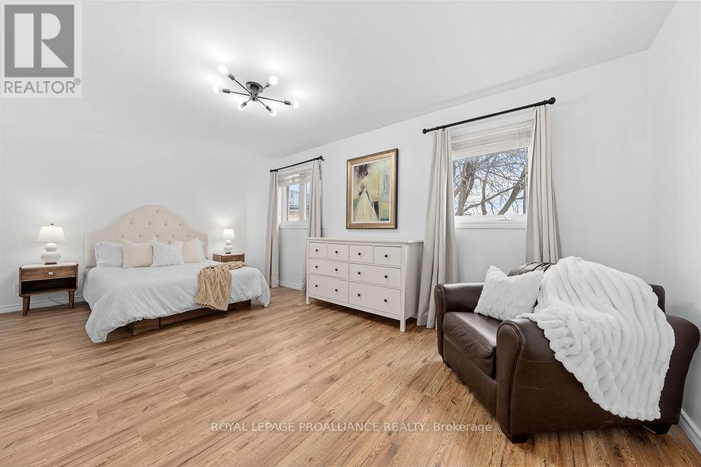 29 Sherwood Crescent, Belleville, Ontario  K8P 5G2 - Photo 27 - X12697742