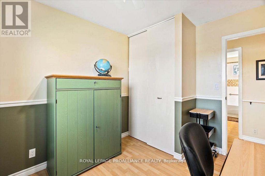 16 Centre Court, Quinte West, Ontario  K0K 2C0 - Photo 21 - X12699194