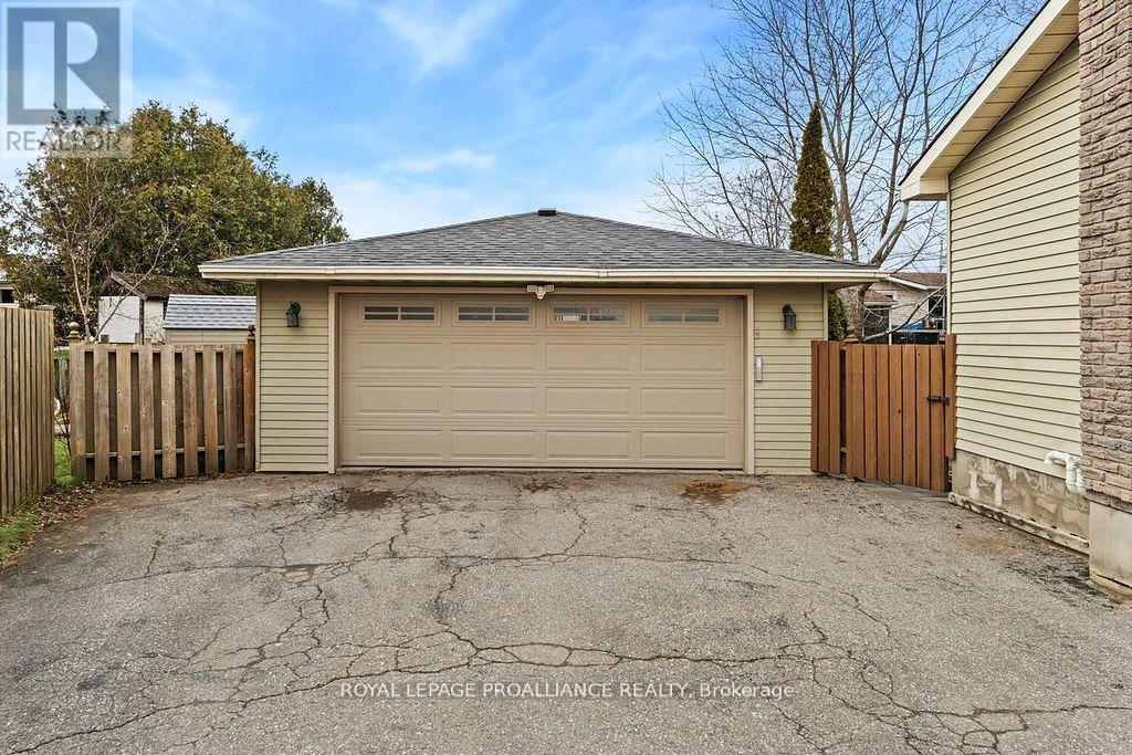 16 Centre Court, Quinte West, Ontario  K0K 2C0 - Photo 49 - X12699194