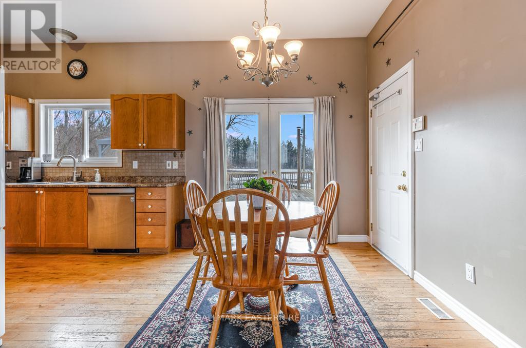 1755a Salem Road, Prince Edward County, Ontario  K0K 1T0 - Photo 13 - X12699334