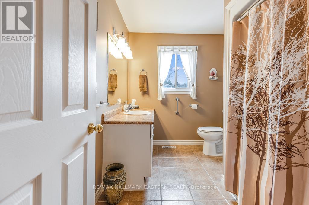 1755a Salem Road, Prince Edward County, Ontario  K0K 1T0 - Photo 23 - X12699334