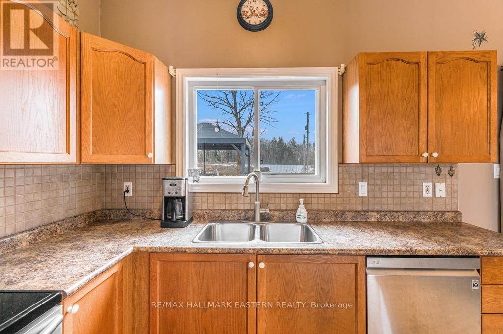 1755a Salem Road, Prince Edward County, Ontario  K0K 1T0 - Photo 6 - X12699334