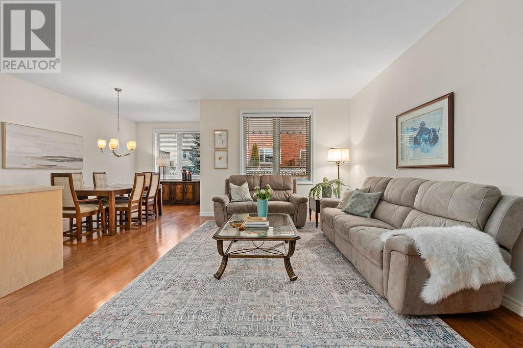 52 Simcoe Drive, Belleville, Ontario  K8N 4Z5 - Photo 17 - X12701434