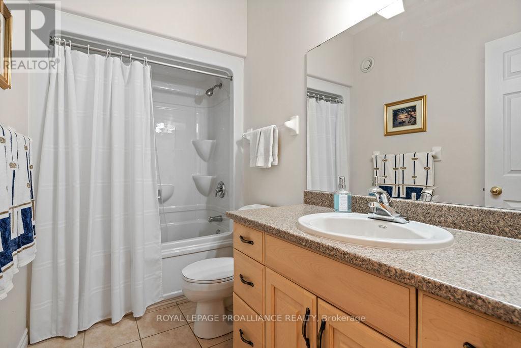 52 Simcoe Drive, Belleville, Ontario  K8N 4Z5 - Photo 37 - X12701434