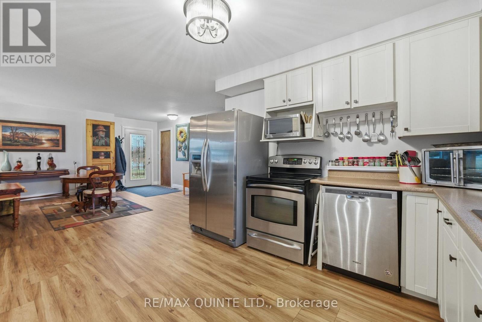 1809 Victoria Road, Prince Edward County, Ontario  K0K 1L0 - Photo 13 - X12702052