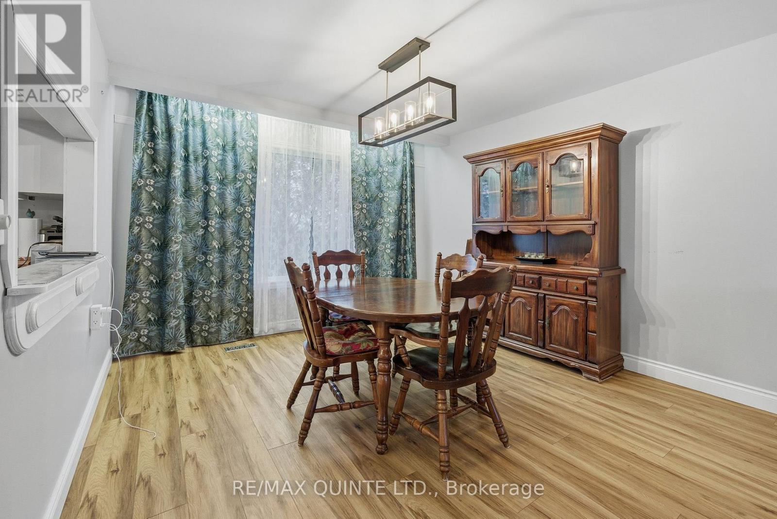 1809 Victoria Road, Prince Edward County, Ontario  K0K 1L0 - Photo 9 - X12702052