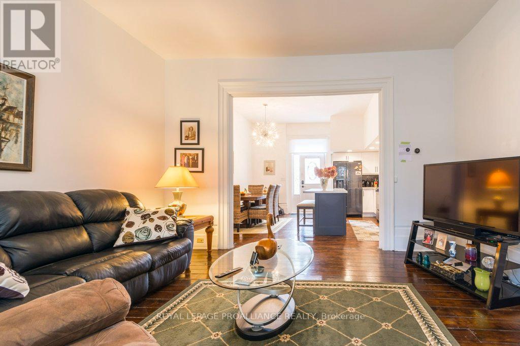 5 - 233 John Street, Belleville, Ontario  K8N 3G2 - Photo 8 - X12703970