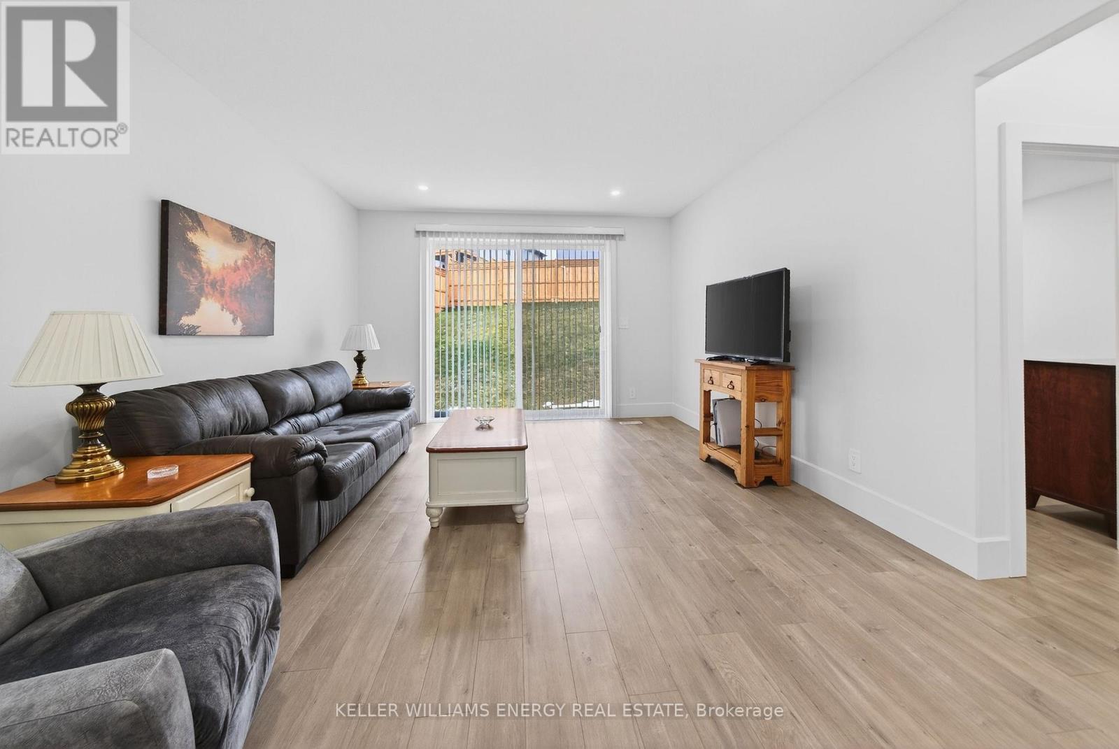 74 Meagan Lane, Quinte West, Ontario  K0K 2C0 - Photo 10 - X12704980