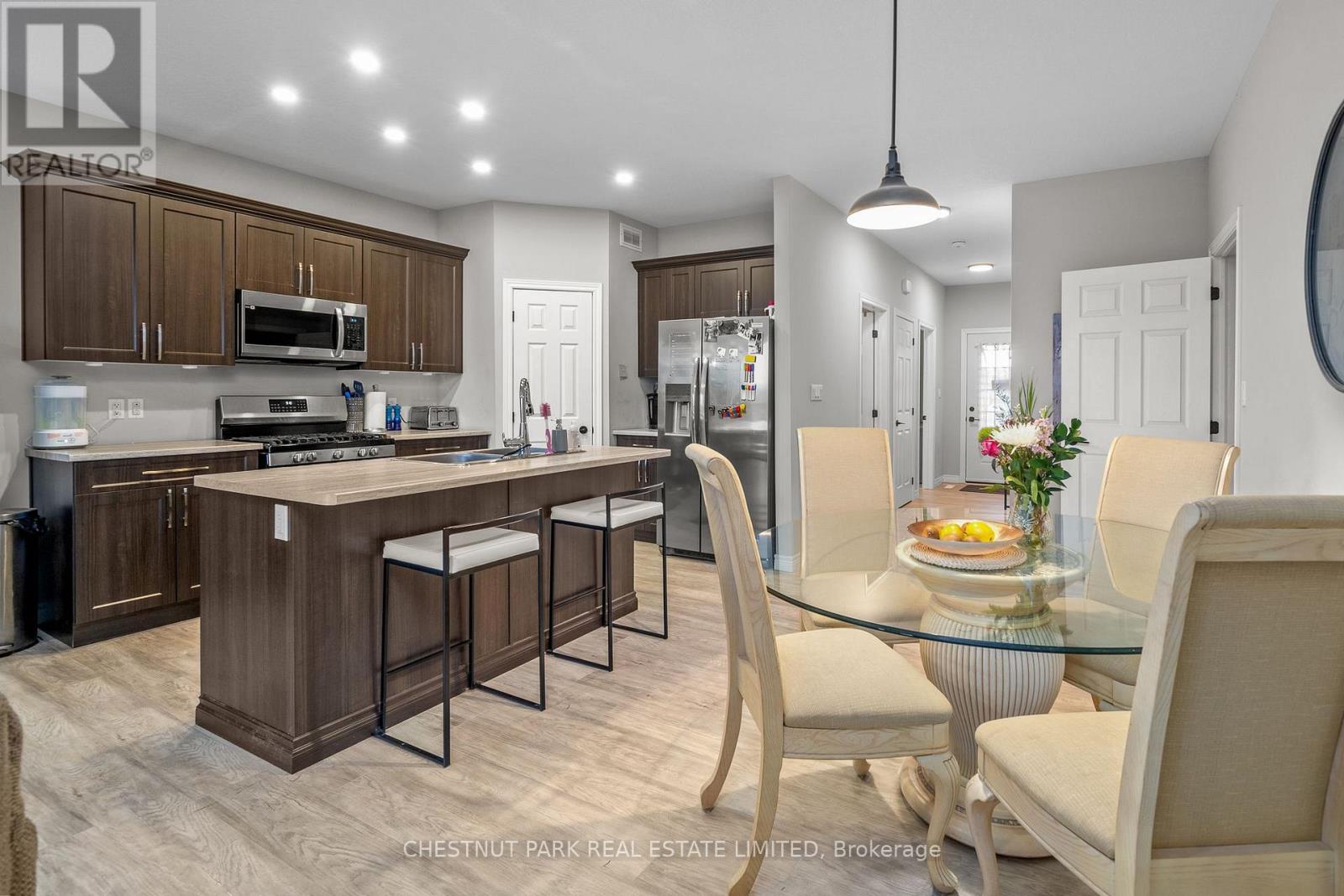 27 Dayton Court, Prince Edward County, Ontario  K0K 2T0 - Photo 9 - X12708372