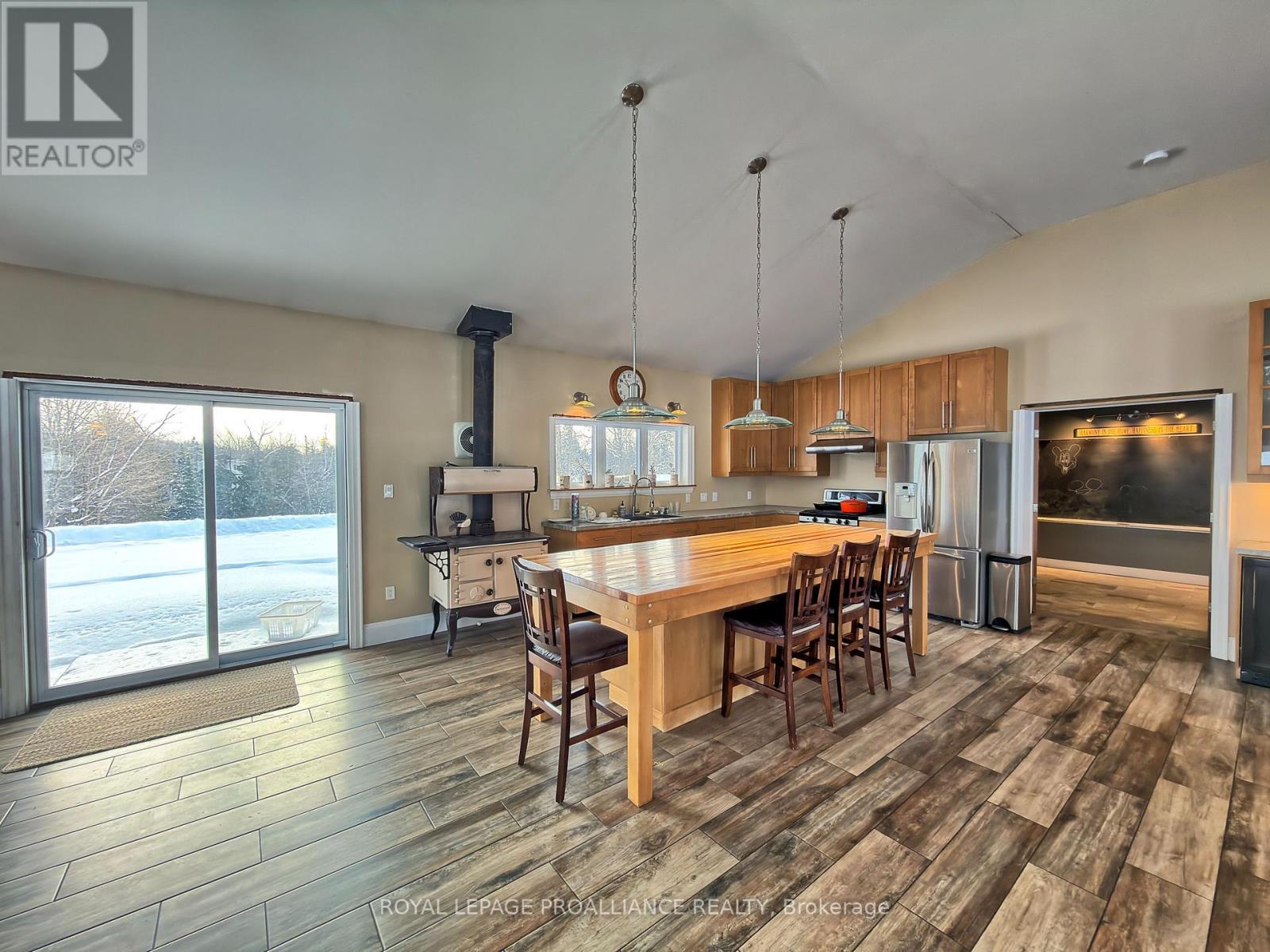 1108 Beaver Creek Road, Marmora And Lake, Ontario  K0K 2M0 - Photo 10 - X12709286