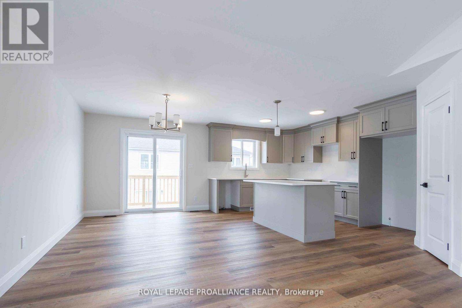 78 Stirling Crescent, Prince Edward County, Ontario  K0K 2T0 - Photo 7 - X12709582